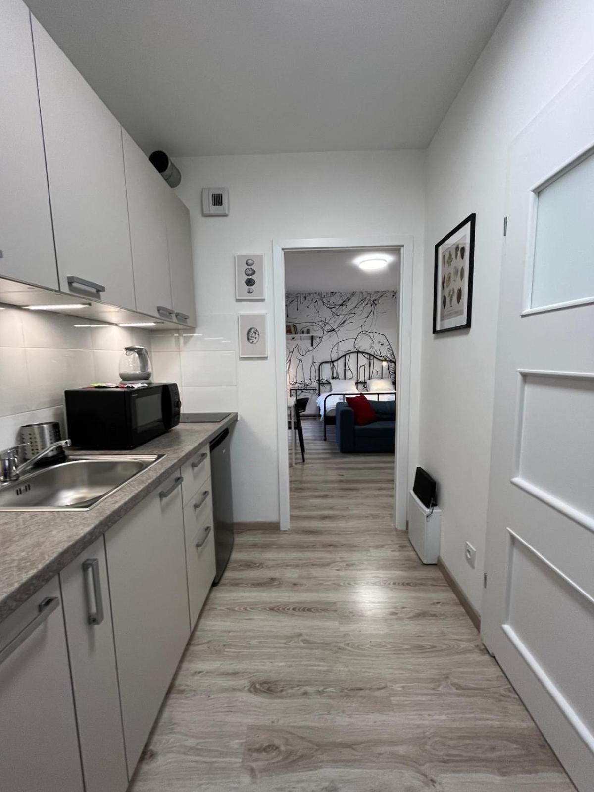 Wilenska Express Apartment 바르샤바 외부 사진